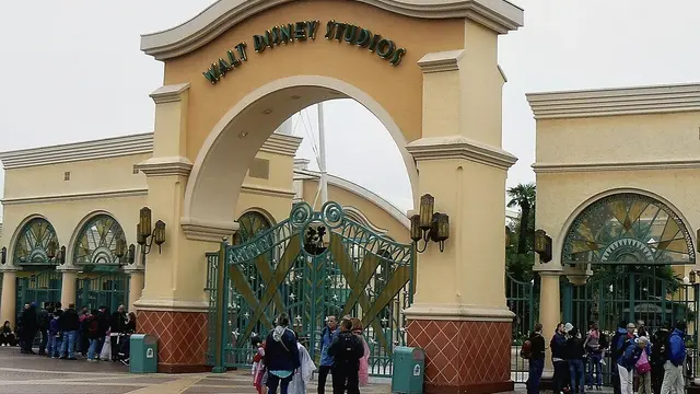 De vroegere toegangspoort van Walt Disney Studios Park, sinds 2026 Disney Adventure World
