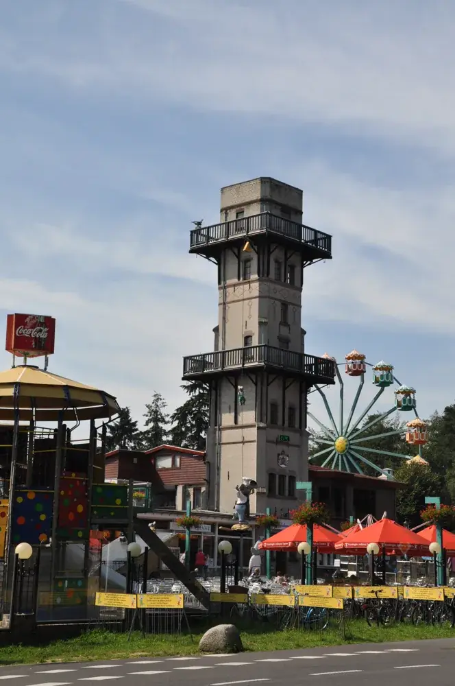 De uitkijktoren van Julianatoren in Apeldoorn
