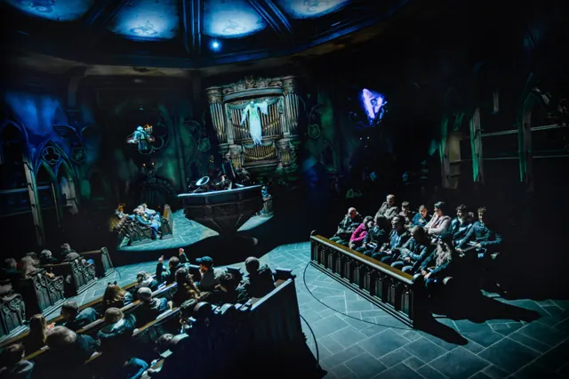 De abdij van Danse Macabre in het Huyverwoud van de Efteling